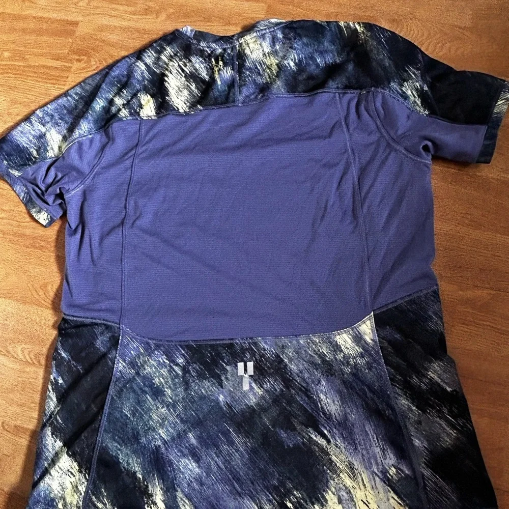 The North Face Purple And Black Abstract Activewear Tshirt For Woman Suze M - Picture 6 of 6